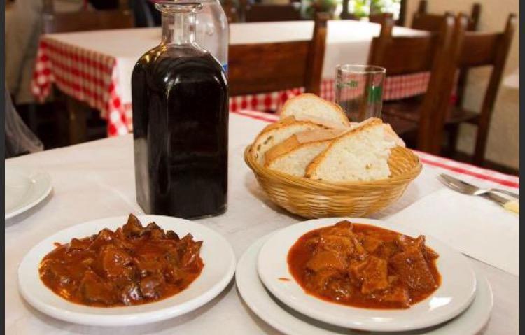 Hostal Restaurante El Chato El Barraco Exteriör bild